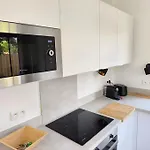 بيت للعطل La C7 أنديرنو لي بان